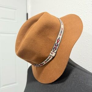 Forever 21 Wool Tan Fedora with Colorful Band S/M‎